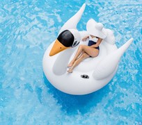 Надувной плот Большой лебедь Intex 56287 (194х152х147) Надувной плот Большой лебедь Intex 56287 (194х152х147)